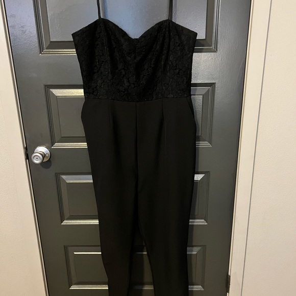 Leyden lace corset top jumpsuit size XL - Picture 3 of 4